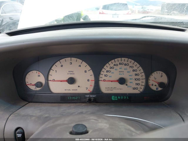 Chrysler Town & Country Limited