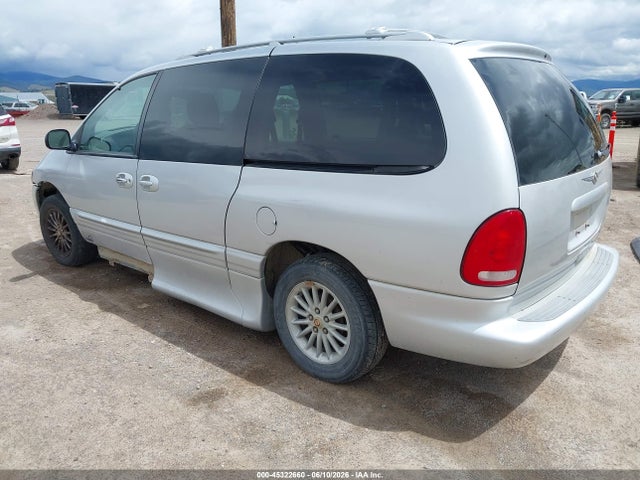 Chrysler Town & Country Limited