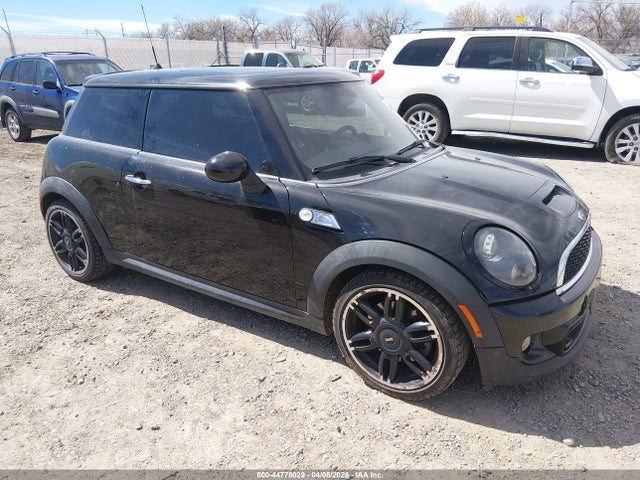 Salvage MINI Hardtop Image