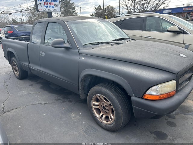 Salvage Dodge Dakota Image