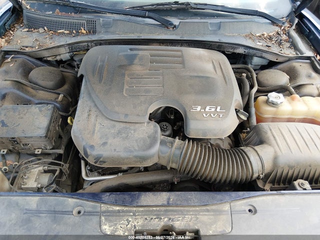 Dodge Charger Se