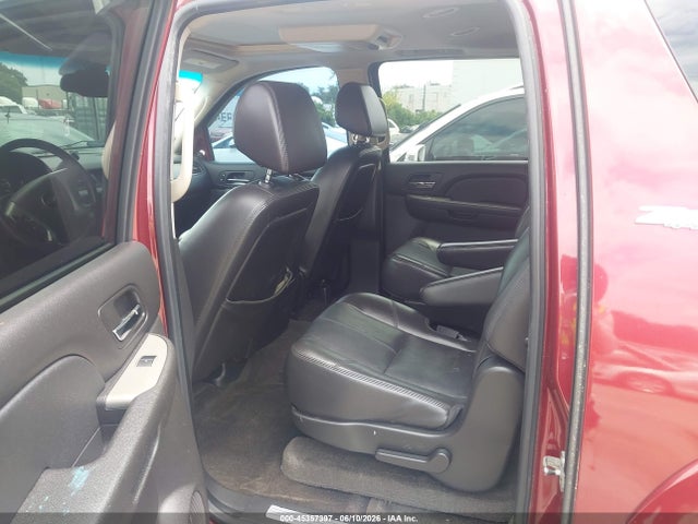 Chevrolet Suburban 1500 Lt