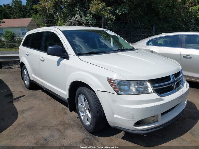 Salvage Dodge Journey Image