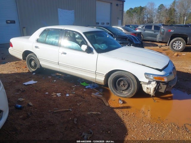 Salvage Mercury Grand Marquis Image