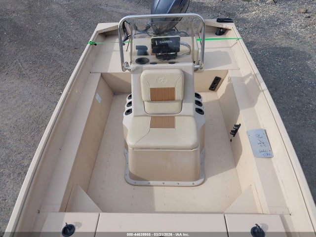 G3 Bay 17 Boat