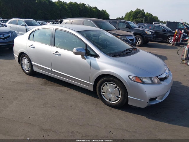 Salvage Honda Civic Image