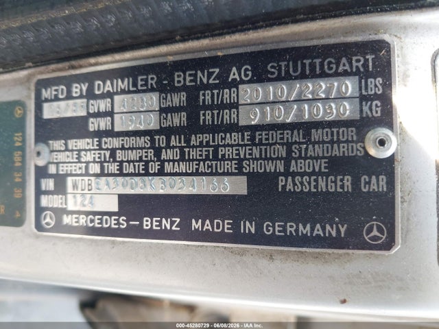 Mercedes-Benz 300 E