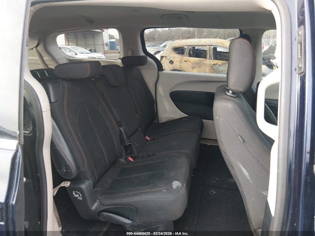 Chrysler Pacifica Lx