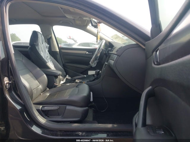 Volkswagen Passat 1.8t Se