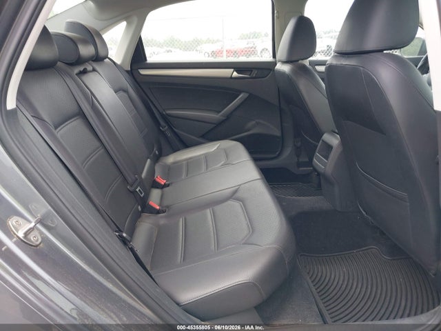 Volkswagen Passat 1.8t Wolfsburg Edition