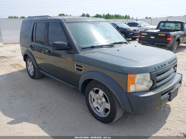 Salvage Land Rover LR3 Image