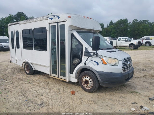 Salvage Ford Transit Image
