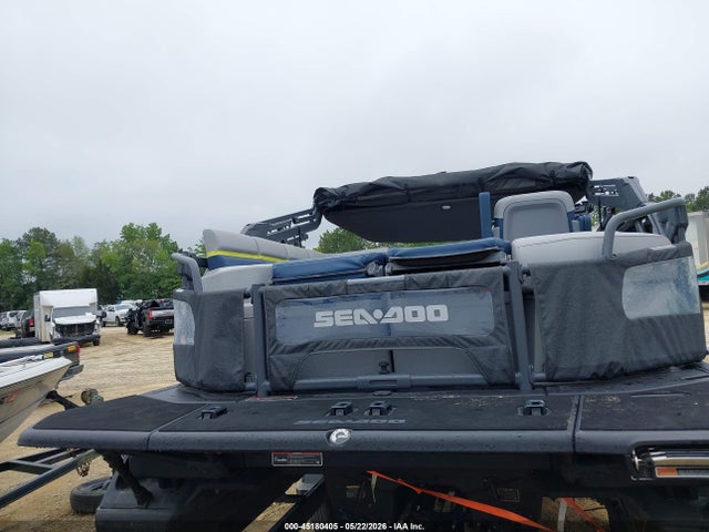 Sea-Doo 20ft