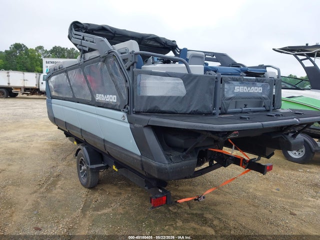 Sea-Doo 20ft