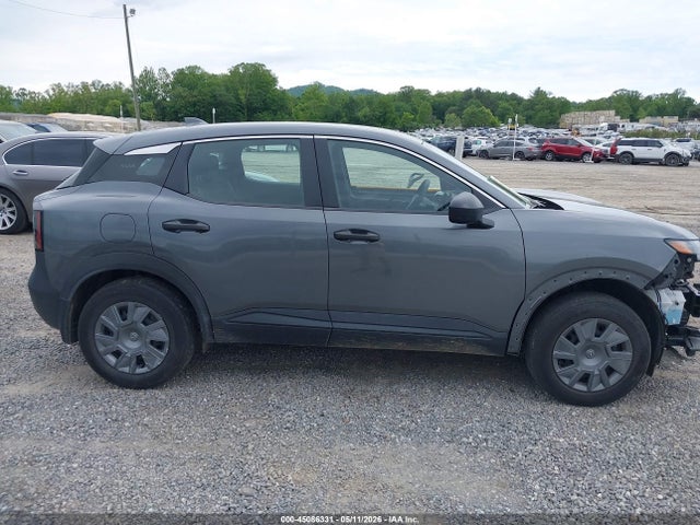 Nissan Kicks S Intelligent Awd