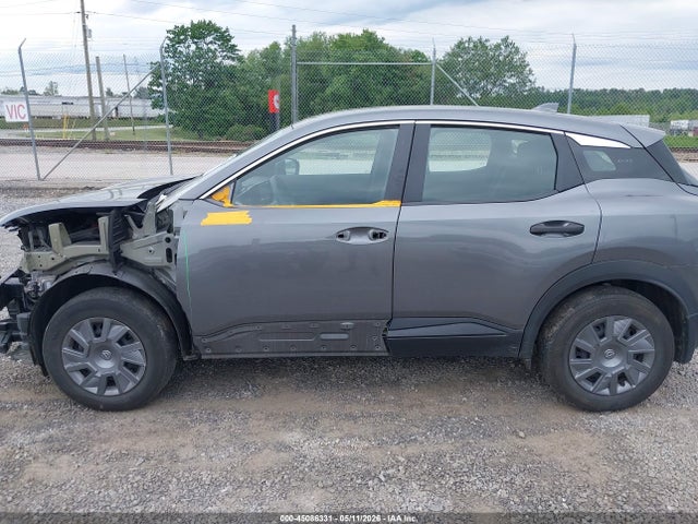 Nissan Kicks S Intelligent Awd