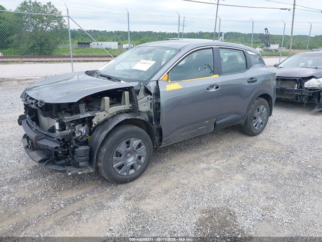 Nissan Kicks S Intelligent Awd