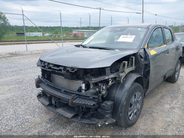 Nissan Kicks S Intelligent Awd
