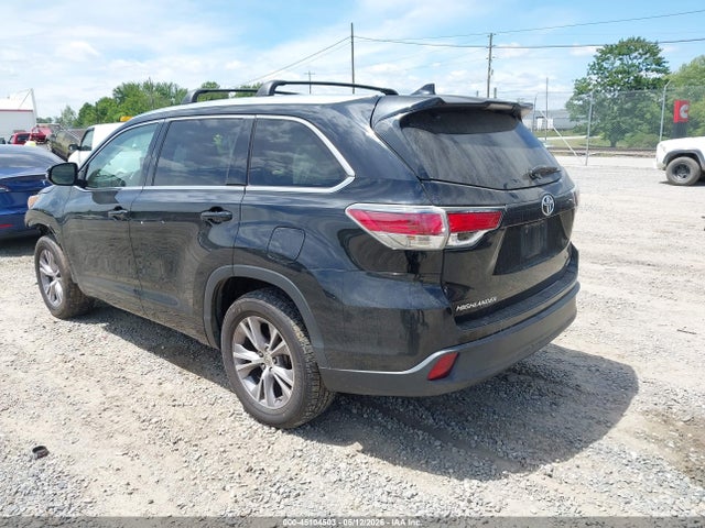 Toyota Highlander Xle V6