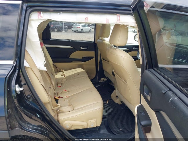 Toyota Highlander Xle V6