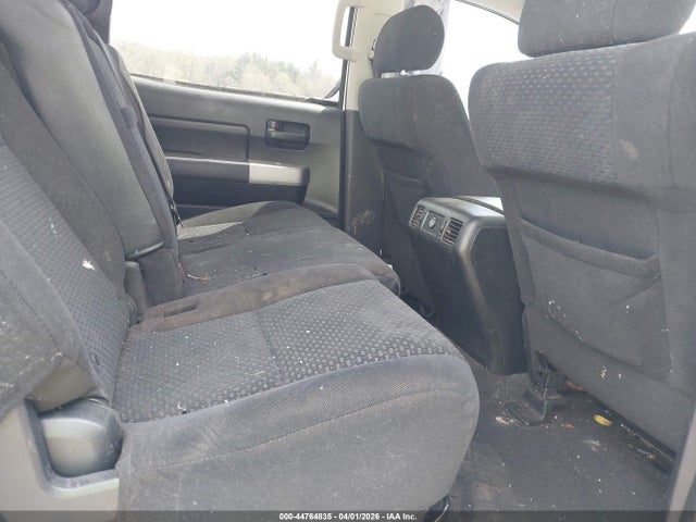 Toyota Tundra Sr5 5.7l V8