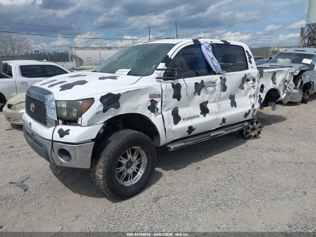 Toyota Tundra Sr5 5.7l V8