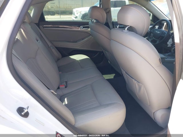 Hyundai Genesis 3.8