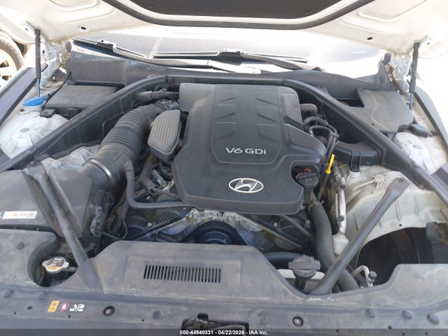 Hyundai Genesis 3.8