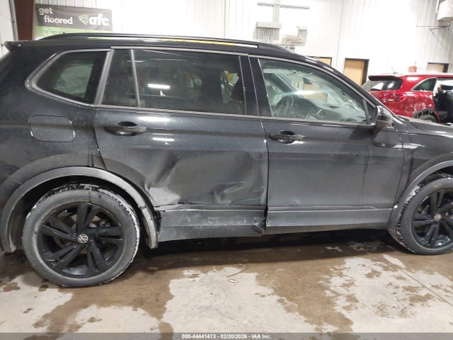 Volkswagen Tiguan 2.0t Se R-line Black