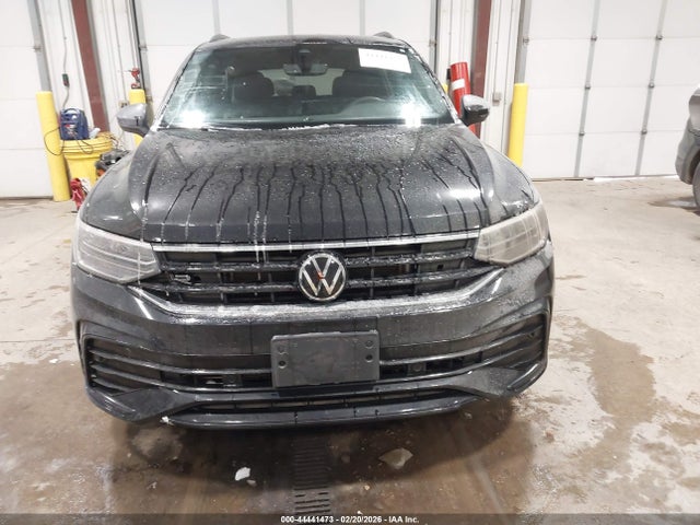 Volkswagen Tiguan 2.0t Se R-line Black