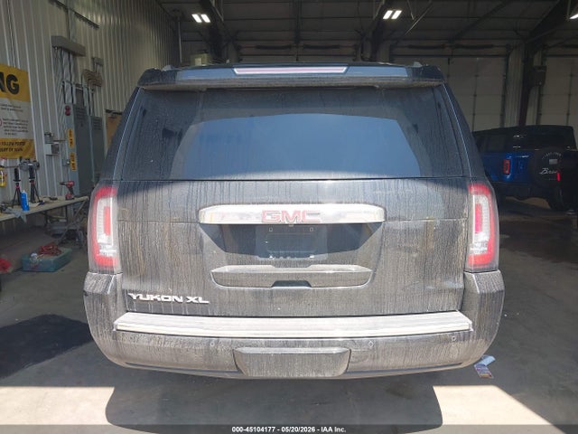 GMC Yukon Denali
