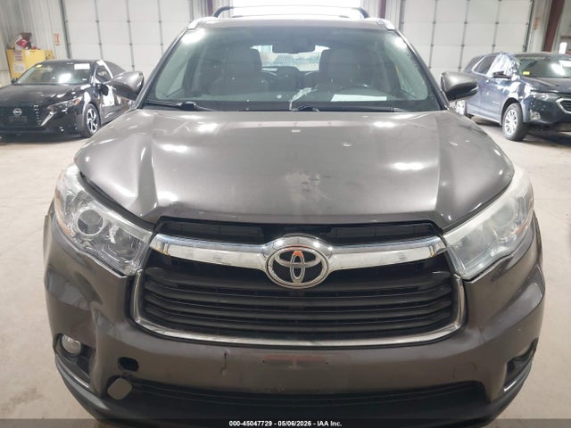 Toyota Highlander Xle V6