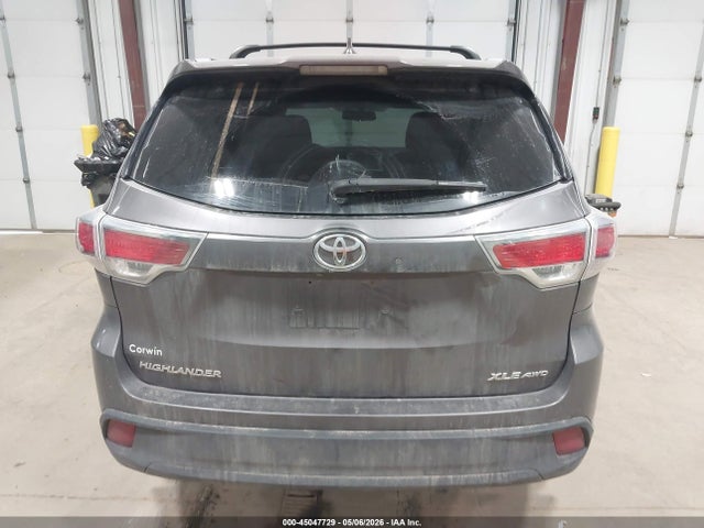 Toyota Highlander Xle V6