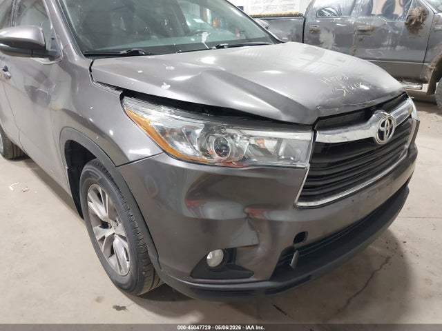 Toyota Highlander Xle V6