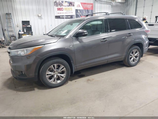 Toyota Highlander Xle V6