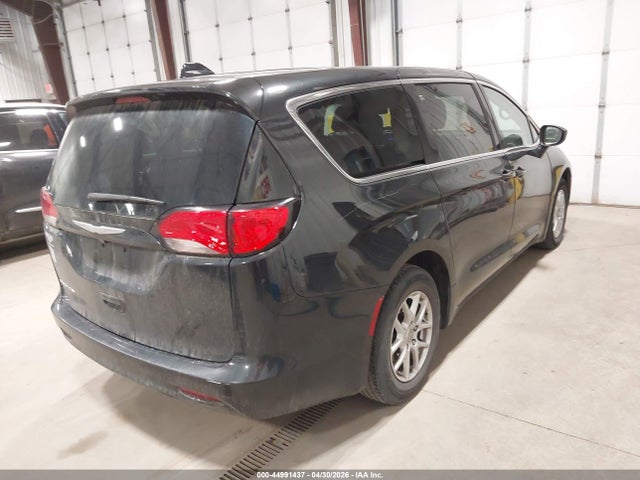 Chrysler Pacifica Touring
