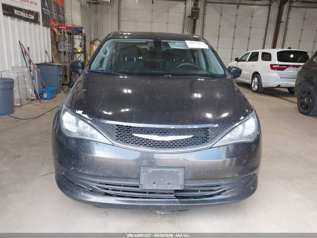 Chrysler Pacifica Touring