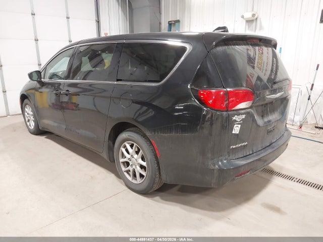 Chrysler Pacifica Touring