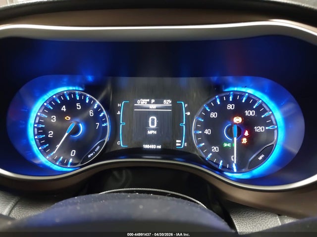 Chrysler Pacifica Touring