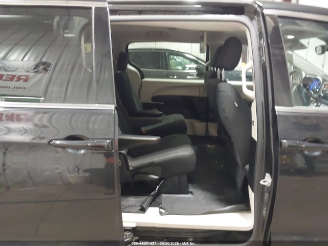 Chrysler Pacifica Touring