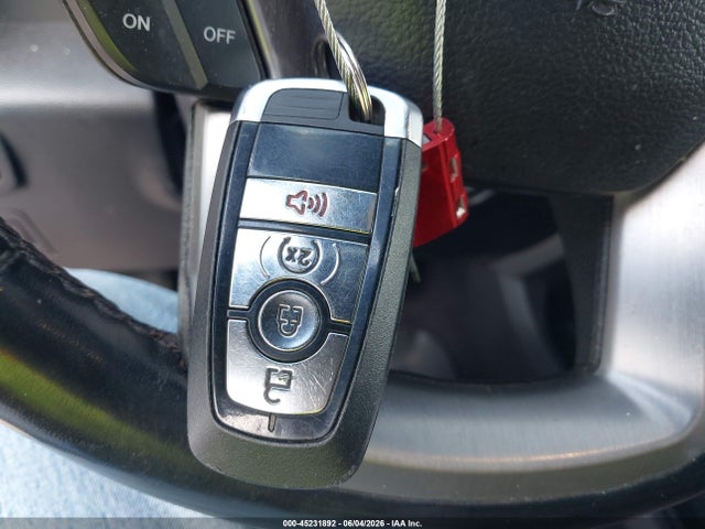 Ford F-150 Platinum