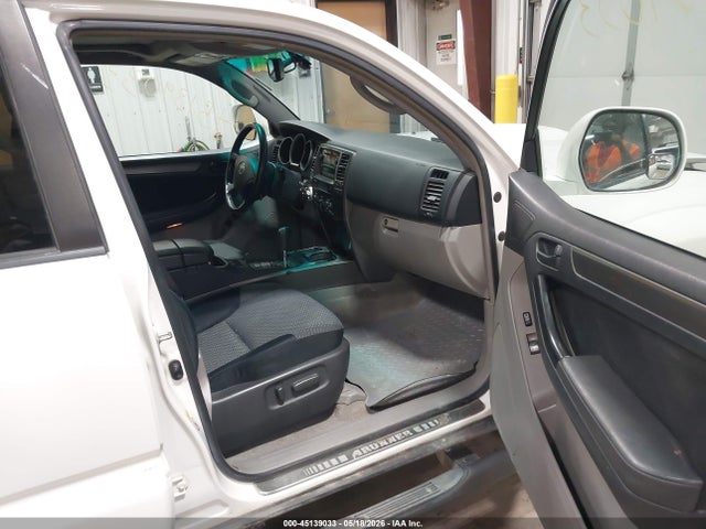 Toyota 4Runner Sport V6