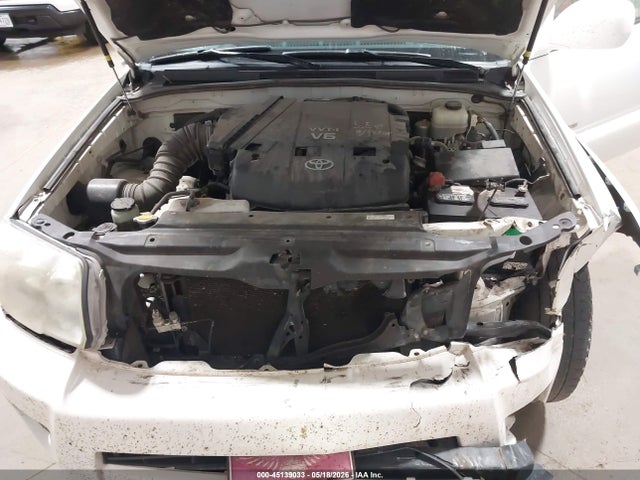 Toyota 4Runner Sport V6