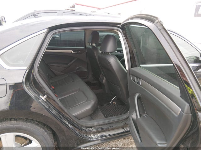 Volkswagen Passat 1.8t Limited Edition