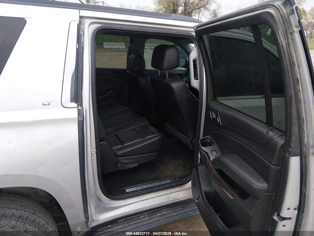 Chevrolet Suburban Lt