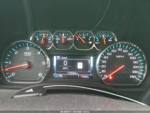Chevrolet Suburban Lt
