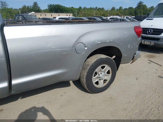 Toyota Tundra Base V6