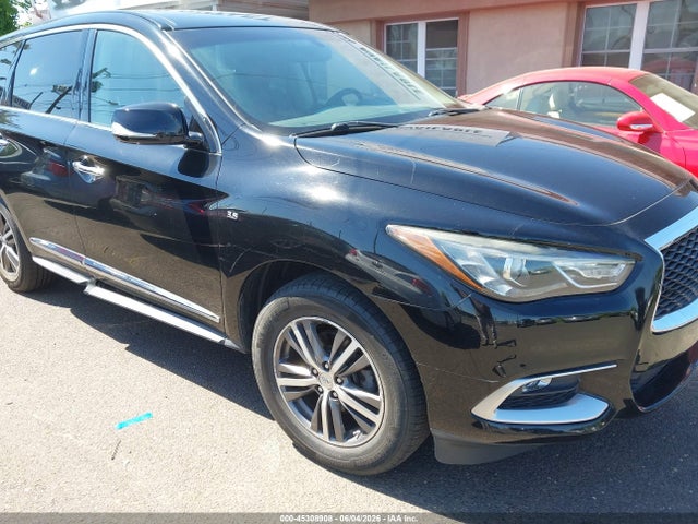 Salvage INFINITI Qx Image
