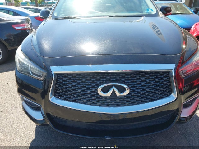 INFINITI Qx