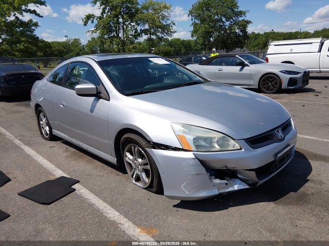 Salvage Honda Accord Image